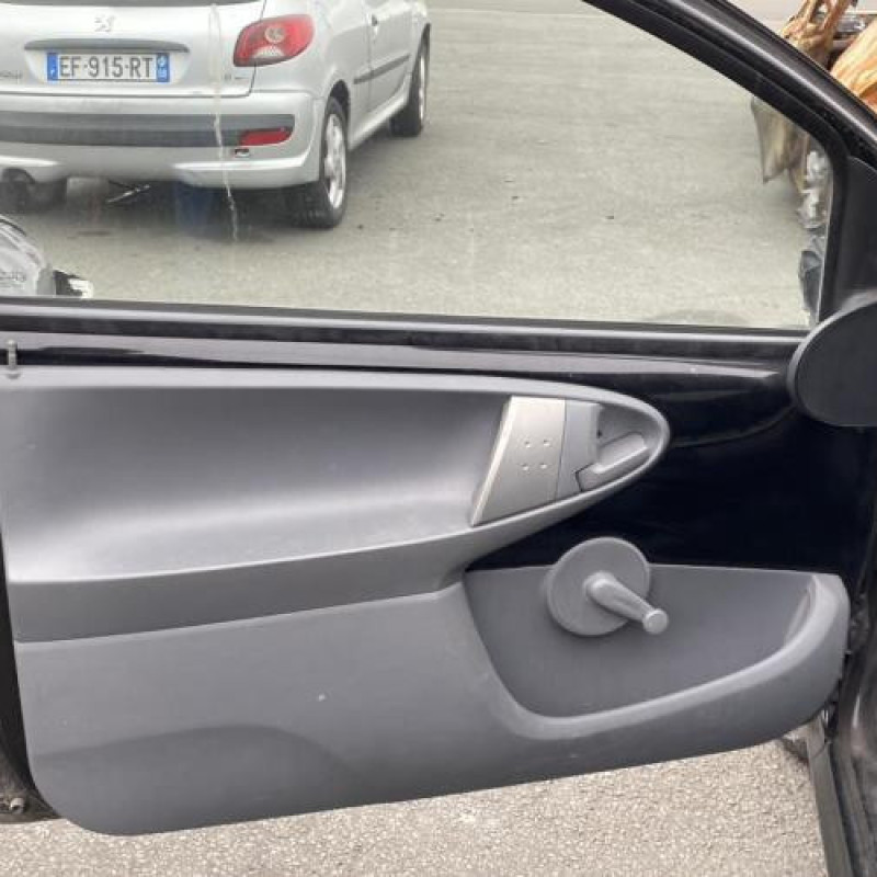 Porte avant droit PEUGEOT 107 Photo n°18