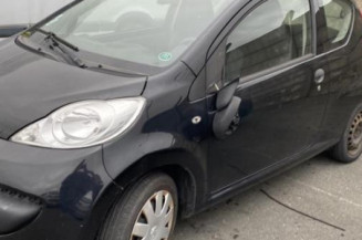 Serrure avant gauche PEUGEOT 107