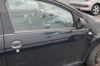 Serrure avant gauche PEUGEOT 107