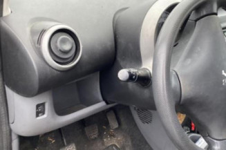 Serrure avant gauche PEUGEOT 107
