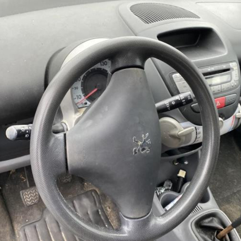 Serrure avant gauche PEUGEOT 107 Photo n°17