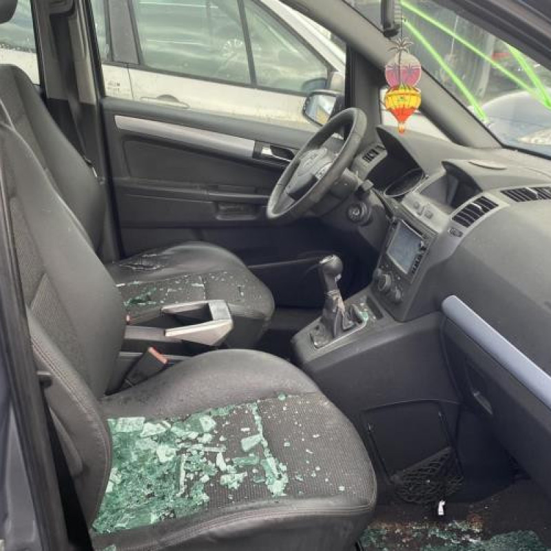 Calandre OPEL ZAFIRA B Photo n°17