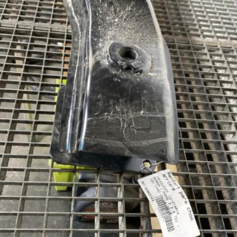 Renfort pare choc arriere (traverse) VOLKSWAGEN SHARAN 2 Photo n°5