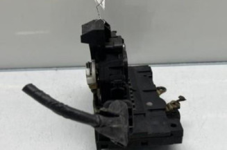 Serrure avant gauche FORD FOCUS 1
