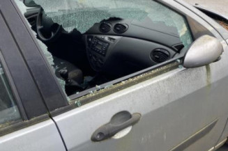 Serrure avant gauche FORD FOCUS 1