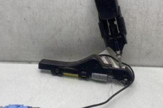 Attache ceinture avant droit CITROEN C2 Photo n°1
