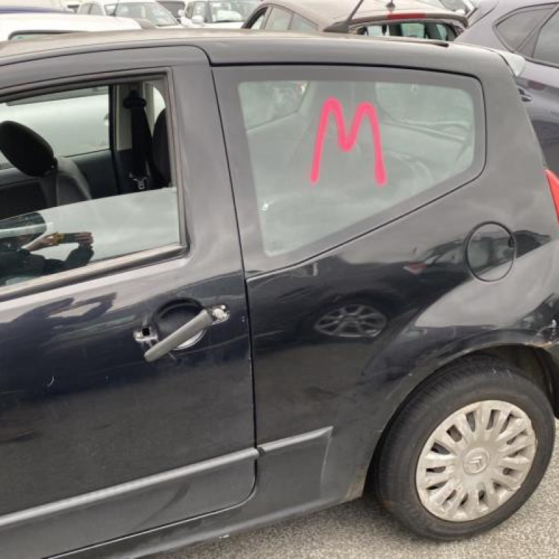 Attache ceinture avant droit CITROEN C2 Photo n°9