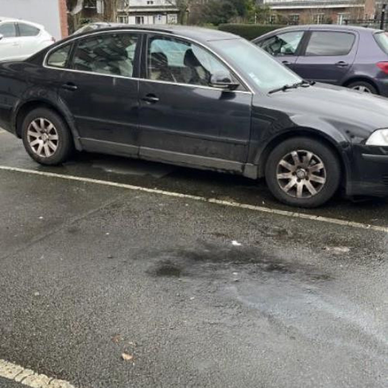Aile avant droit VOLKSWAGEN PASSAT 4 Photo n°7