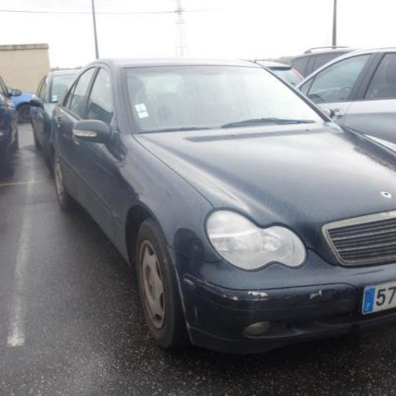 Capot MERCEDES CLASSE C 203 Photo n°4