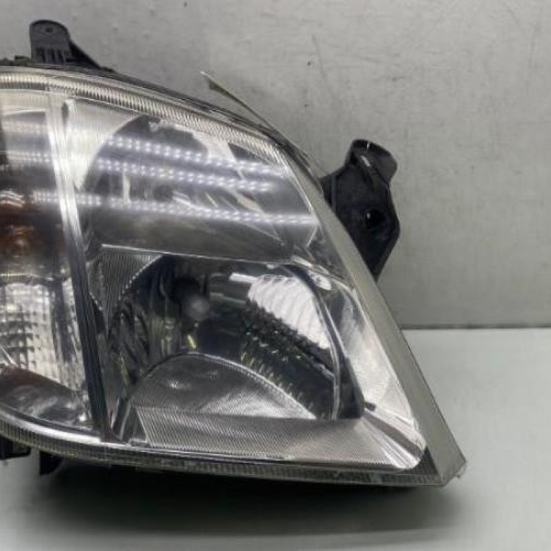 Optique avant principal droit (feux)(phare) OPEL MERIVA A Photo n°1