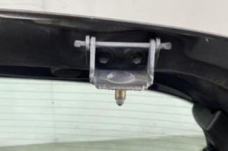 Malle/Hayon arriere FORD FIESTA 6