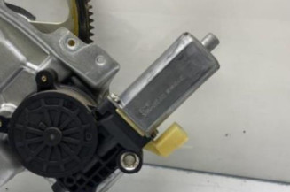 Leve vitre electrique avant gauche TOYOTA YARIS 1