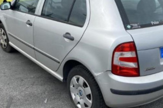 Retroviseur gauche SKODA FABIA 1