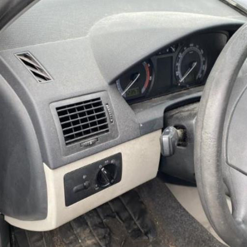 Retroviseur gauche SKODA FABIA 1 Photo n°18