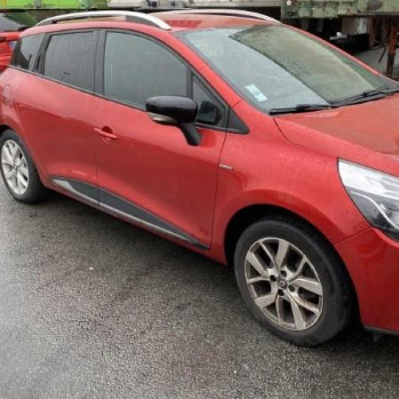 Moteur RENAULT CLIO 4 Photo n°1