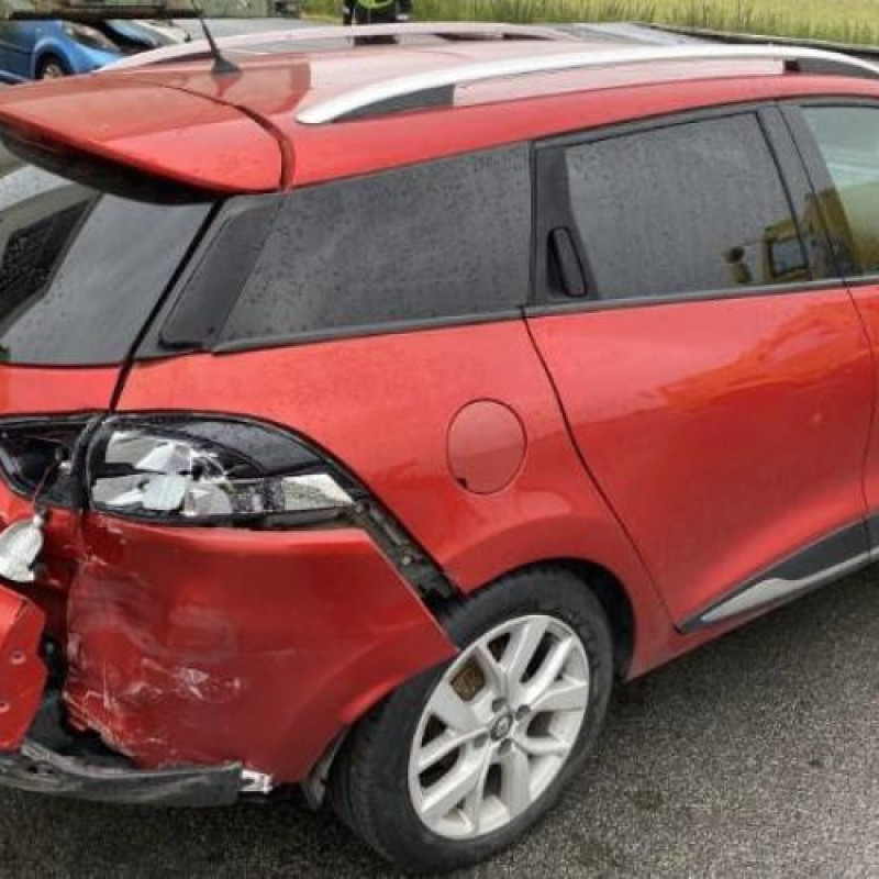 Moteur RENAULT CLIO 4 Photo n°4