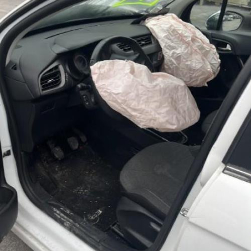 Compresseur clim CITROEN C3 2 Photo n°5