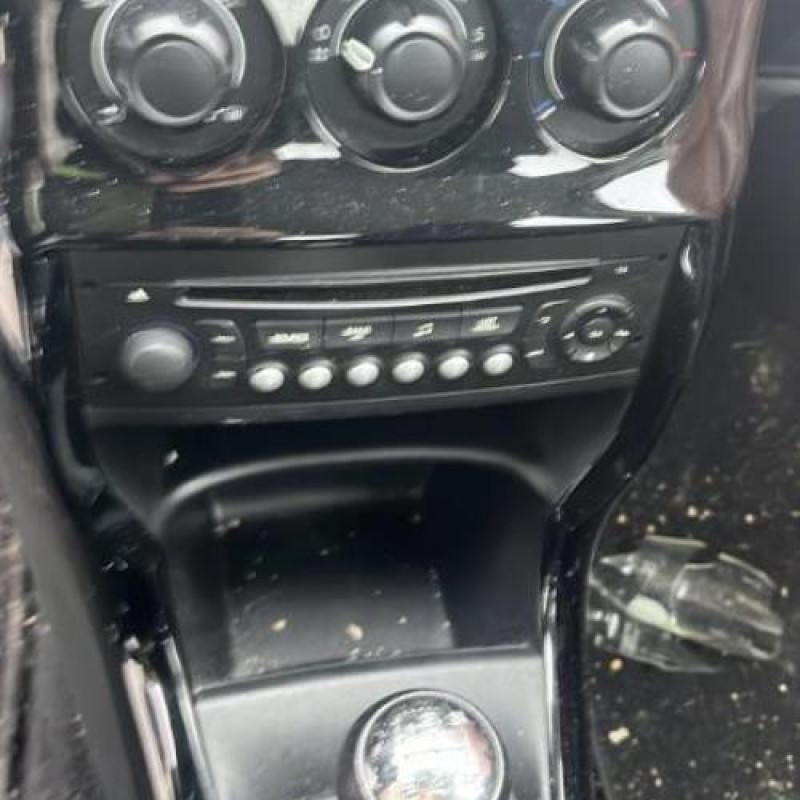 Compresseur clim CITROEN C3 2 Photo n°8