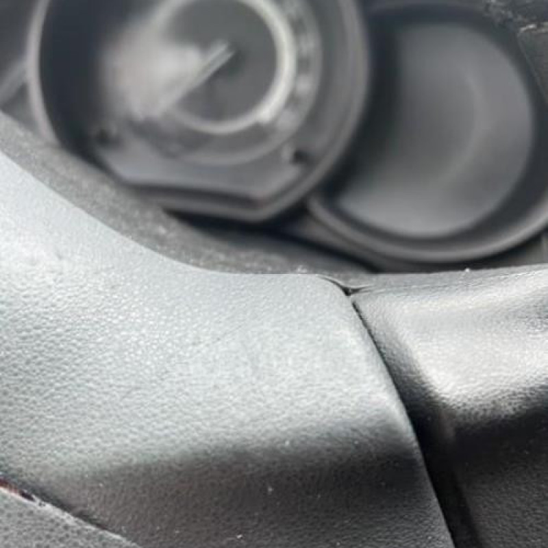 Compresseur clim CITROEN C3 2 Photo n°9