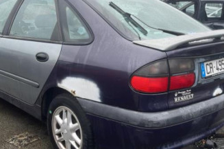 Feu arriere principal droit (feux) RENAULT LAGUNA 1