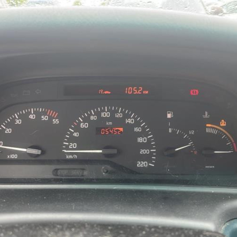 Feu arriere principal droit (feux) RENAULT LAGUNA 1 Photo n°15