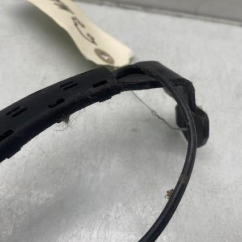 Attache ceinture avant droit VOLKSWAGEN GOLF 6 Photo n°3