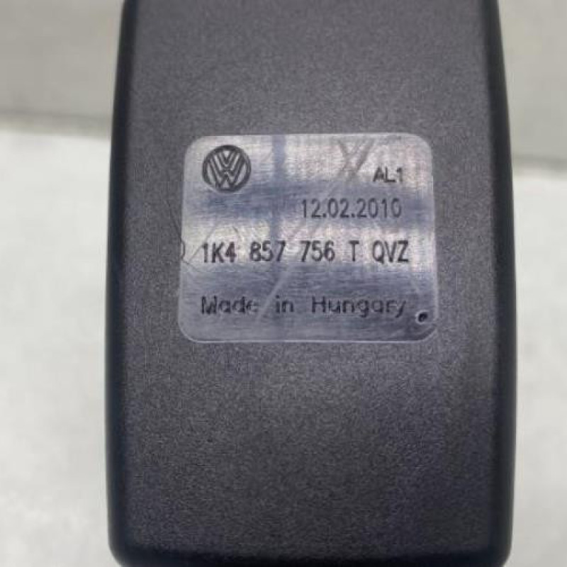 Attache ceinture avant droit VOLKSWAGEN GOLF 6 Photo n°6