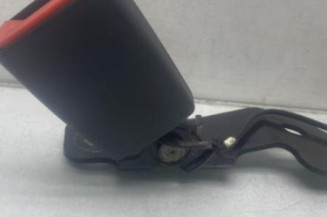 Attache ceinture arriere droit FIAT 500X