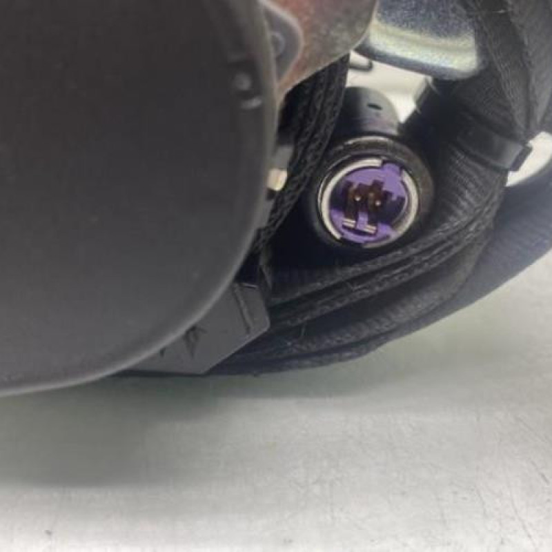 Pretensionneur de ceinture avant droit SEAT IBIZA 4 Photo n°4