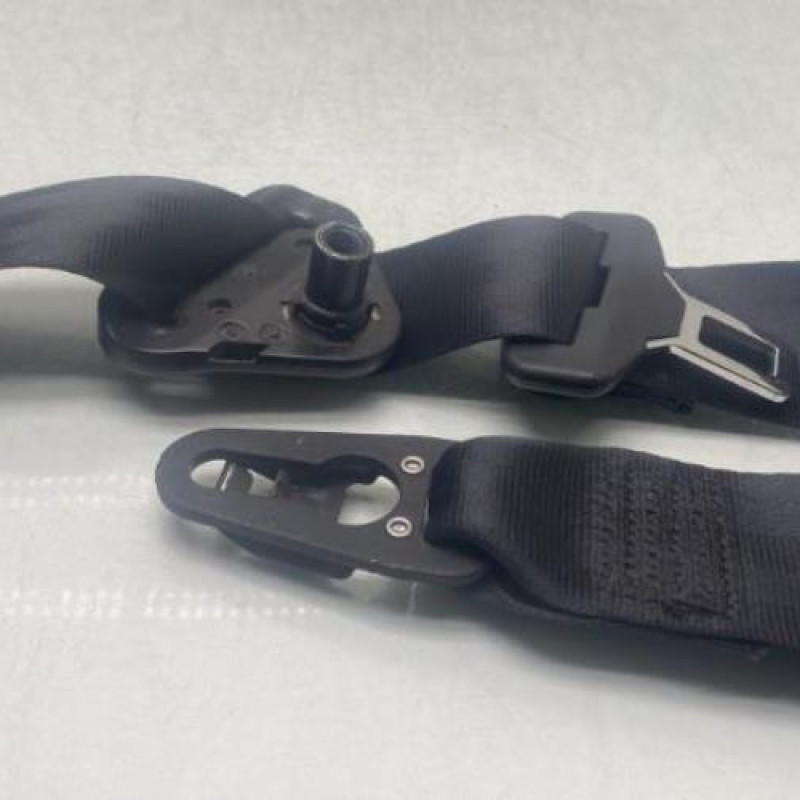 Pretensionneur de ceinture avant droit RENAULT CLIO 4 Photo n°1