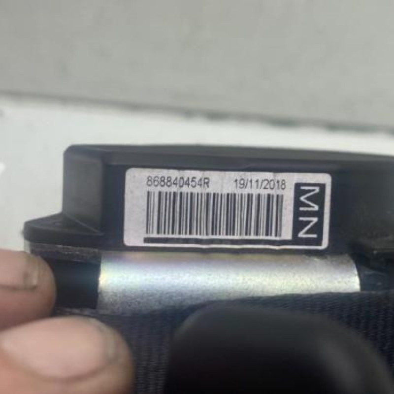 Pretensionneur de ceinture avant droit RENAULT CLIO 4 Photo n°6