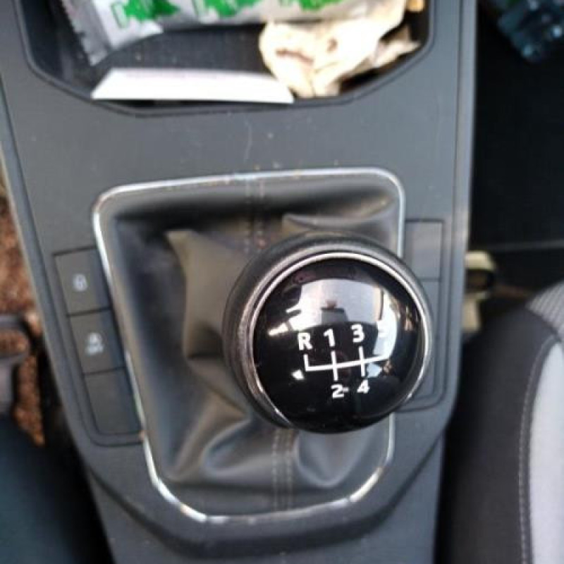 Moteur SEAT IBIZA 5 Photo n°8