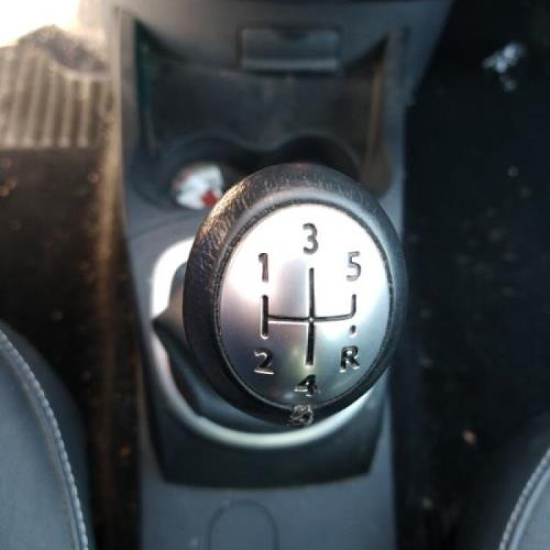 Moteur RENAULT CLIO 3 Photo n°9