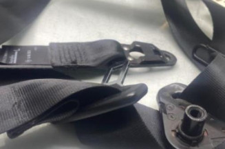 Pretensionneur de ceinture avant gauche RENAULT CLIO 4 Photo n°1