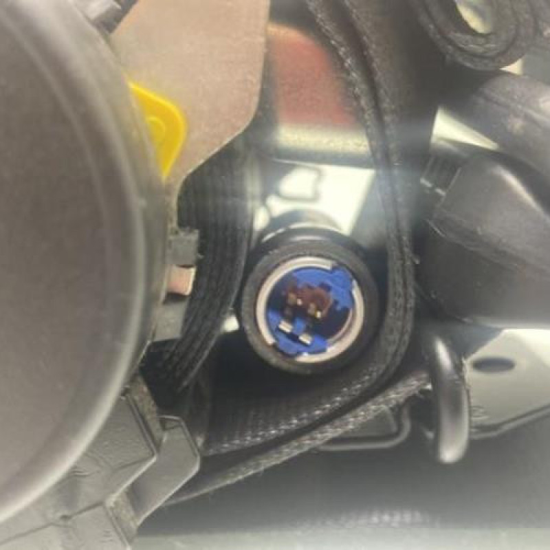 Pretensionneur de ceinture avant gauche RENAULT CLIO 4 Photo n°5