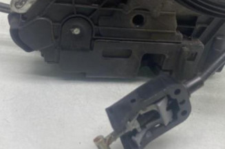 Serrure avant droit SEAT IBIZA 4