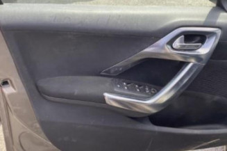 Autoradio d'origine PEUGEOT 2008 1