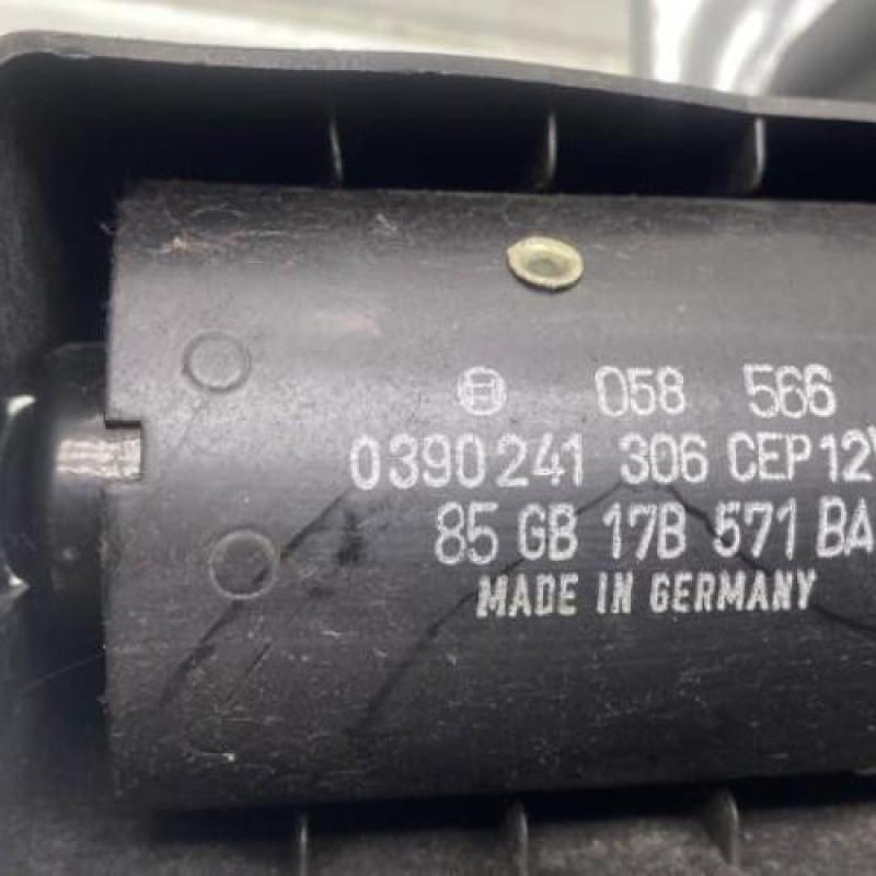Moteur essuie glace avant FORD FIESTA 3 Photo n°7
