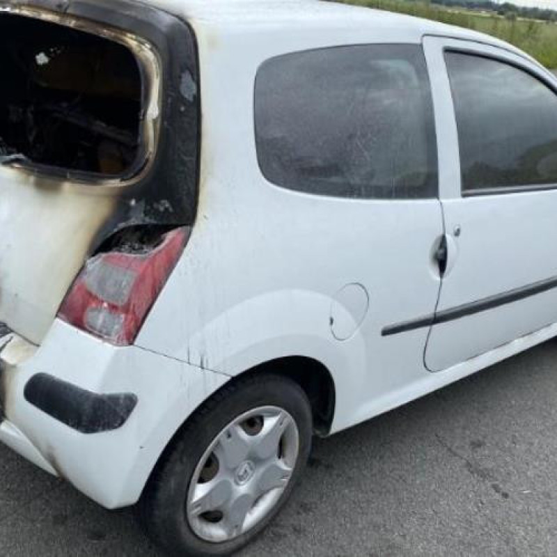 Pivot de moyeu avant gauche RENAULT TWINGO 2 Photo n°7