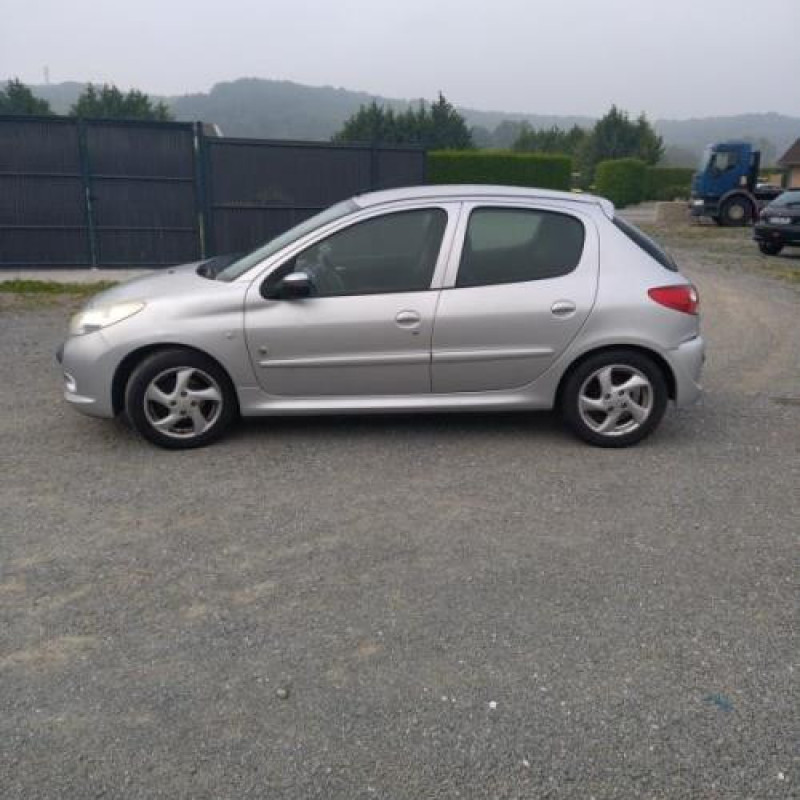 Boitier servitude moteur (BSM) PEUGEOT 206+ Photo n°7