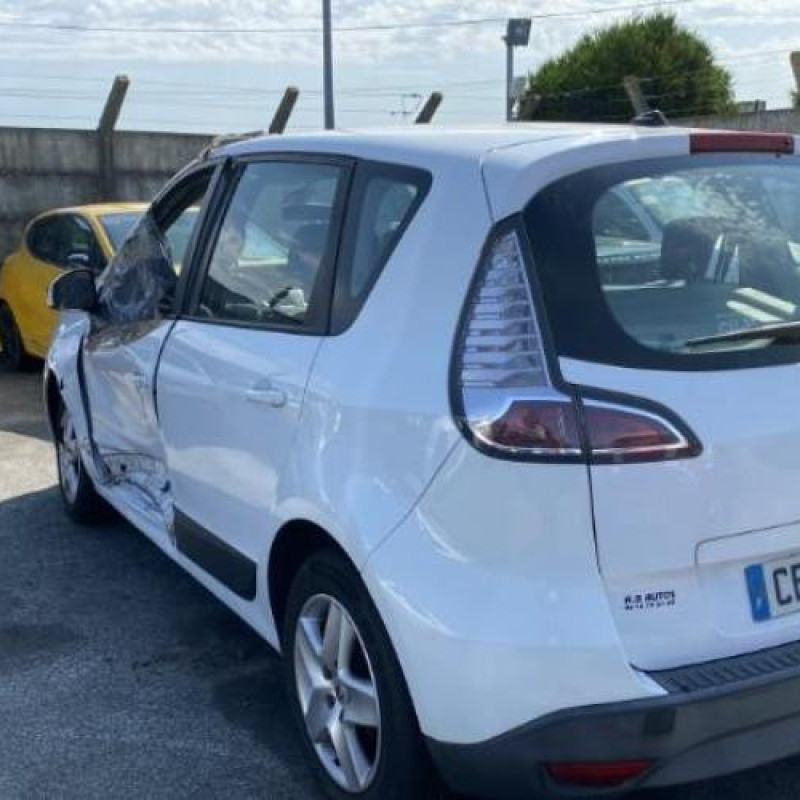 Boitier air bag RENAULT SCENIC 3 Photo n°8