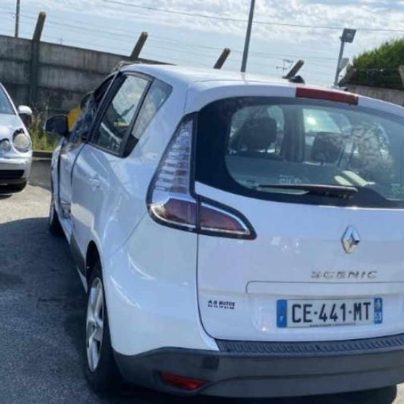 Boitier air bag RENAULT SCENIC 3 Photo n°9