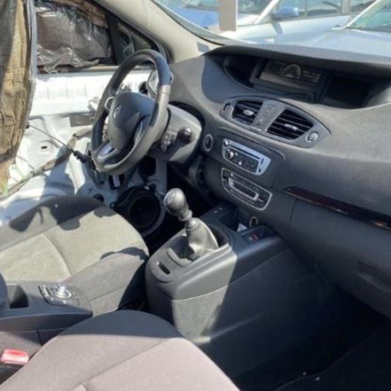 Boitier air bag RENAULT SCENIC 3 Photo n°10