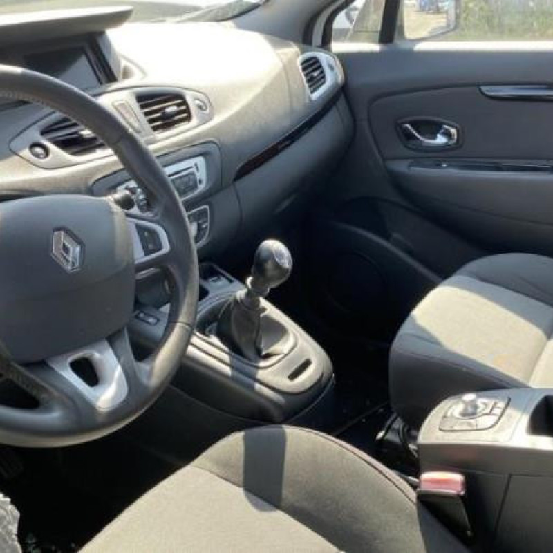 Boitier air bag RENAULT SCENIC 3 Photo n°17