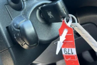 Autoradio d'origine PEUGEOT 5008 1