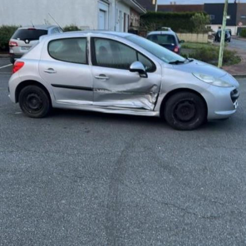 Cremaillere assistee PEUGEOT 207 Photo n°8