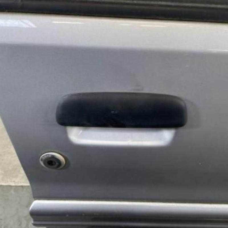 Porte avant droit CITROEN SAXO Photo n°2