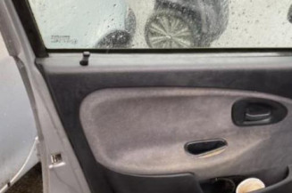 Porte avant droit CITROEN SAXO