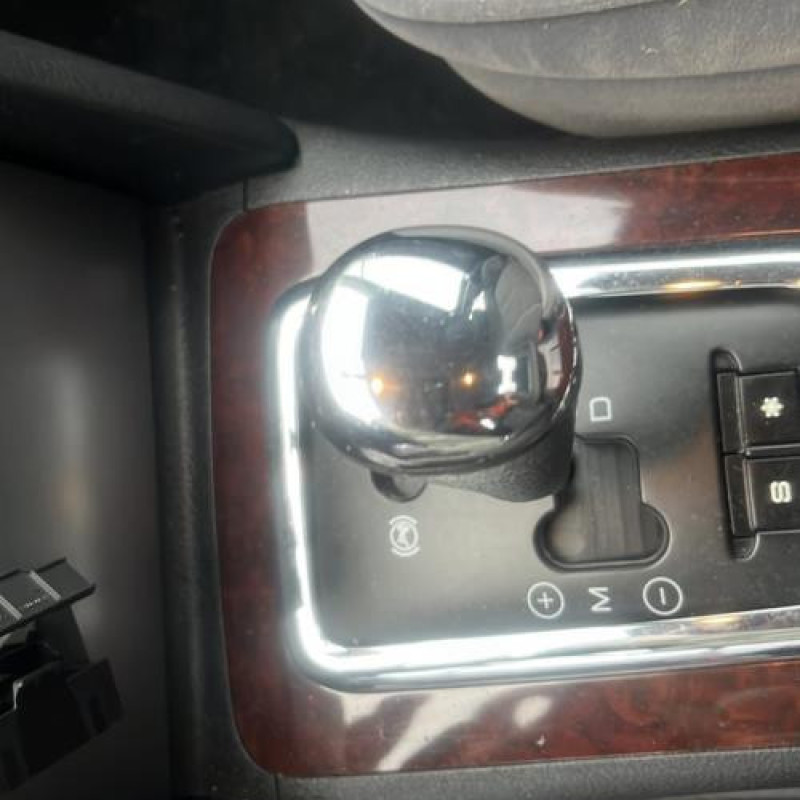 Moteur PEUGEOT 407 Photo n°8