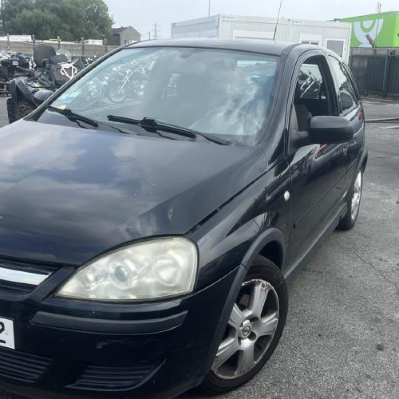 Porte avant gauche OPEL CORSA C Photo n°9
